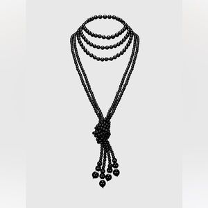 Babeyond Exclusively Luxury Knotted Pearl Necklace